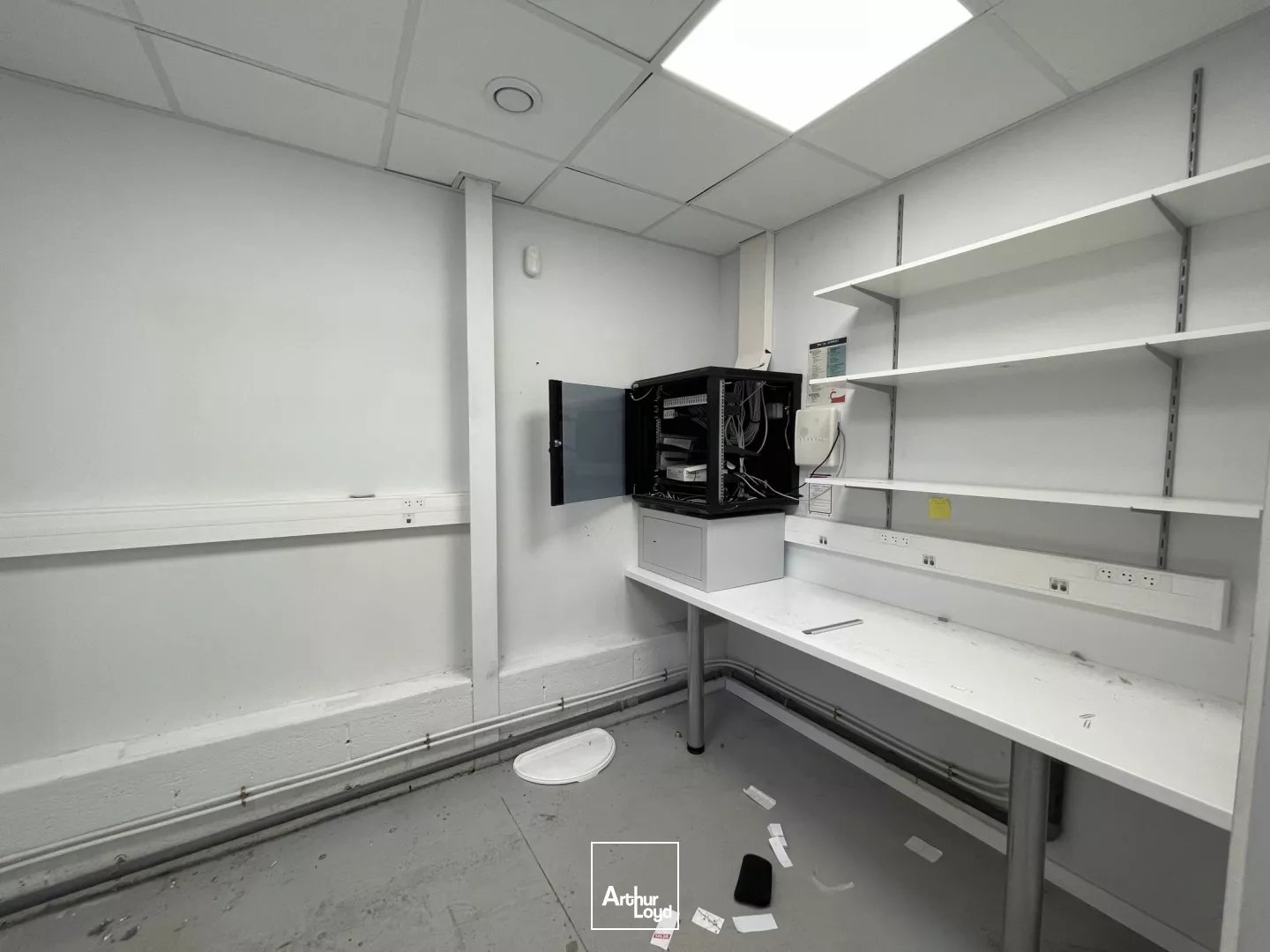 RARE! Zone Auchan ARRAS local de 675m2 à louer