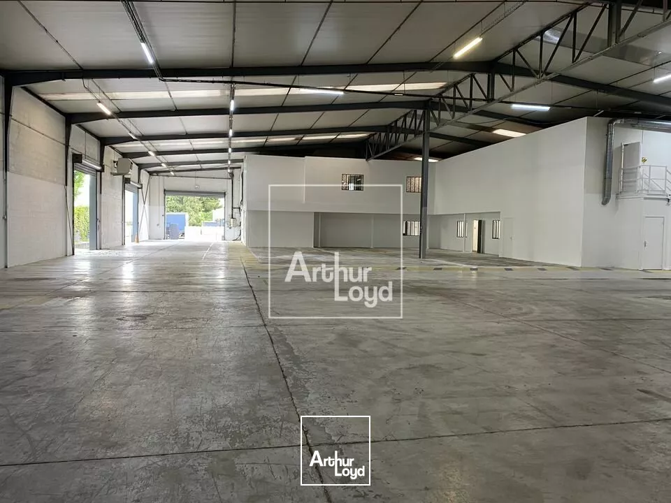 MORANGIS BATIMENT INDEPENDANT A LOUER