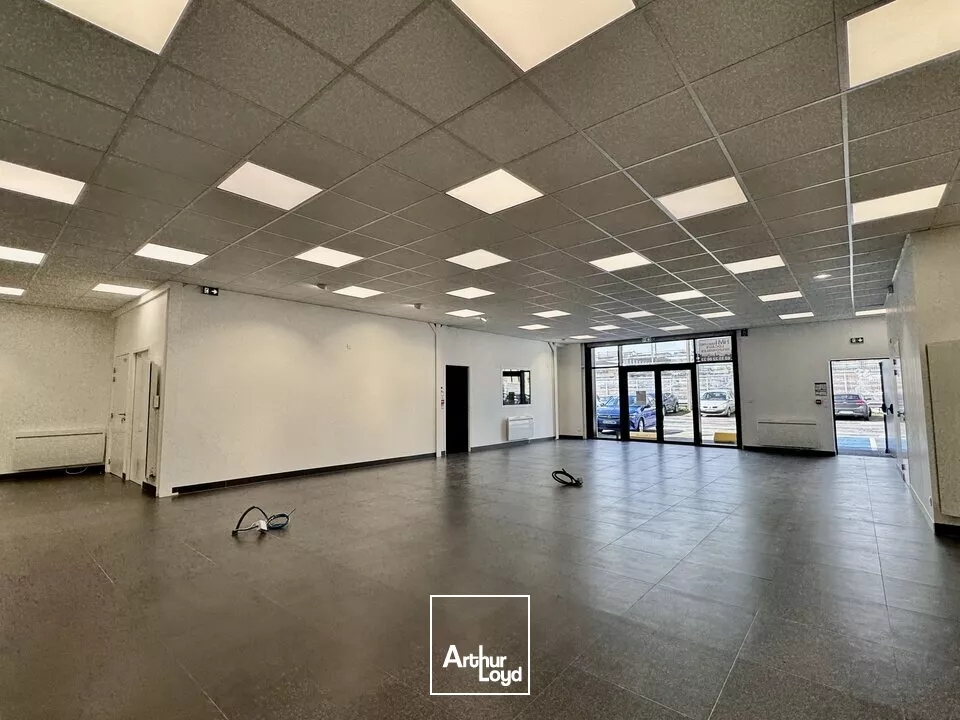 LE HAVRE - LOCAUX D'ACTIVITÉS 349 M2