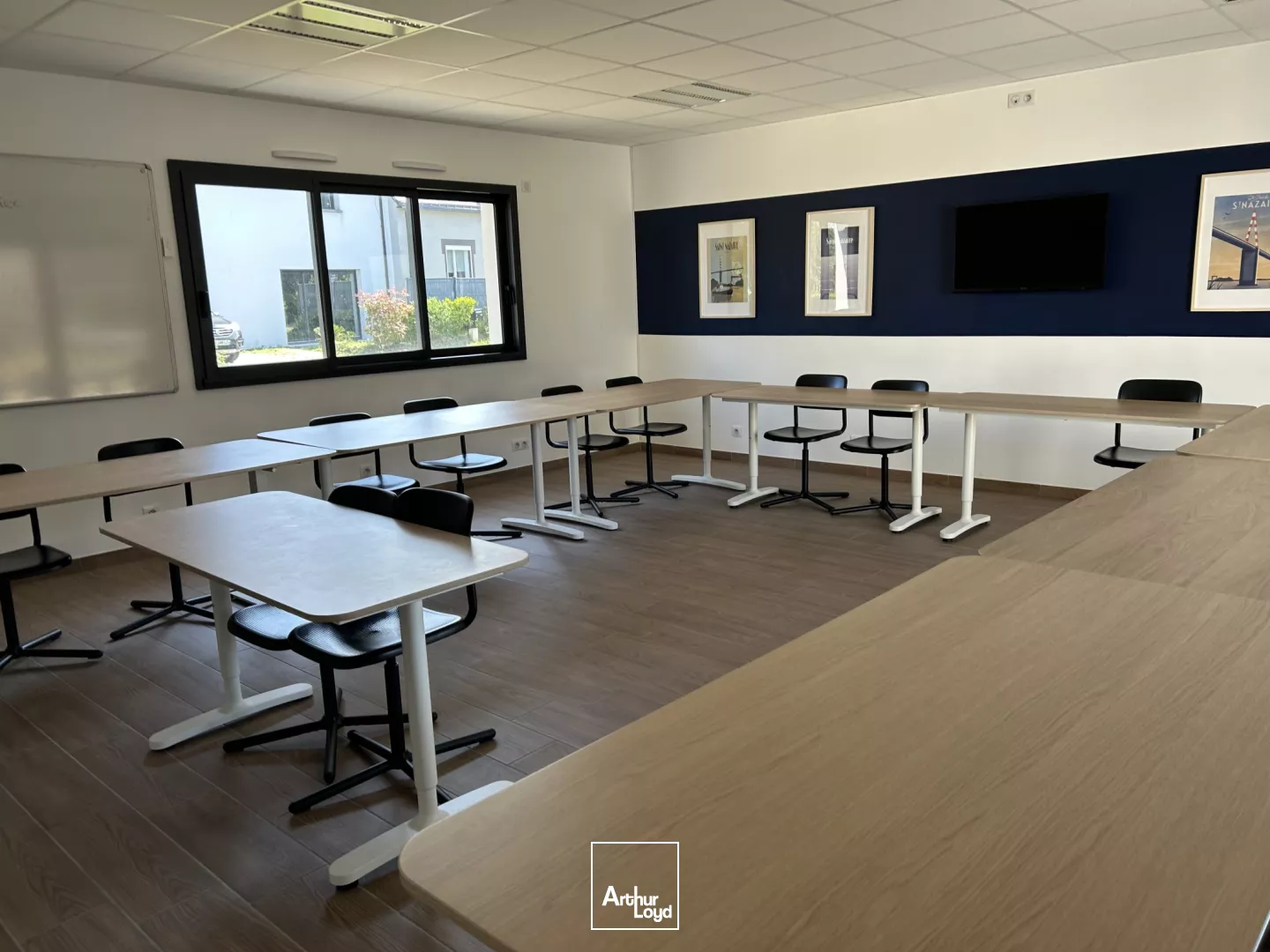 A VENDRE - BUREAUX - 180 M2 - ST NAZAIRE