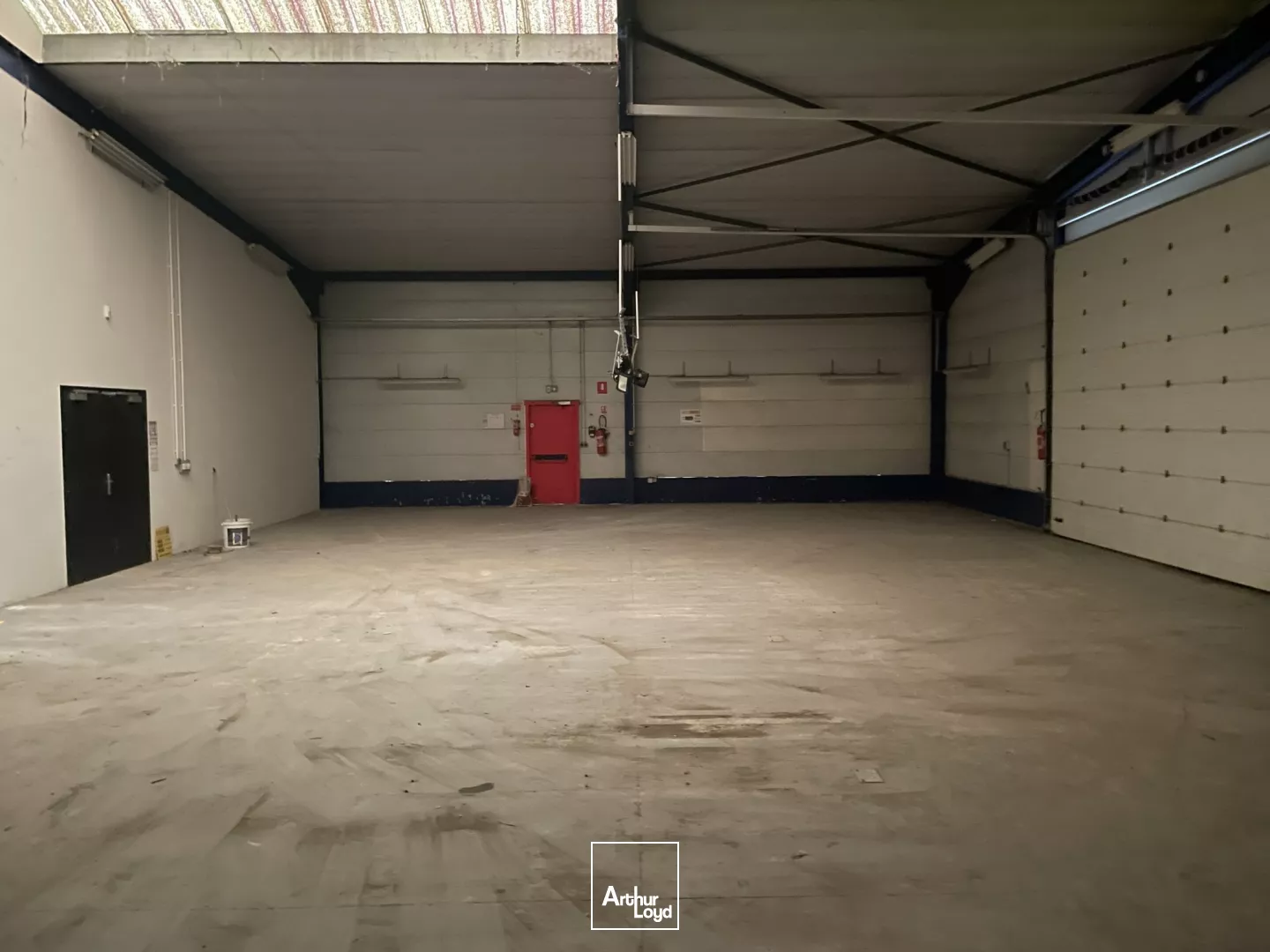 Entrepôt à louer - Lens