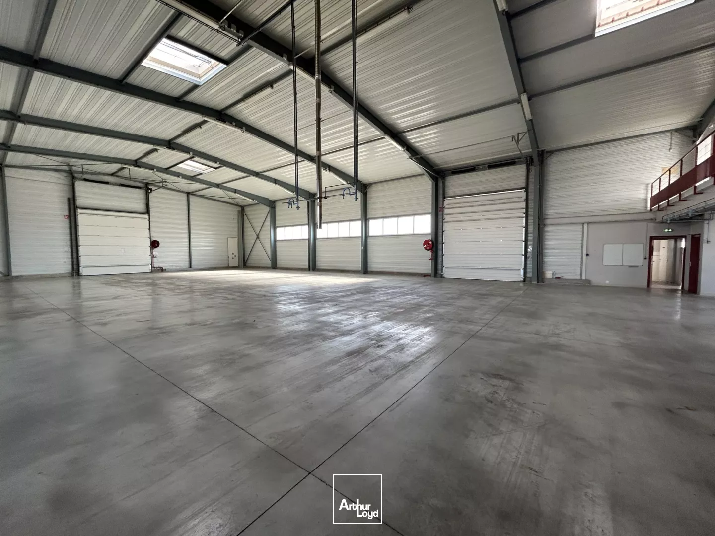 Local d'activité à vendre 