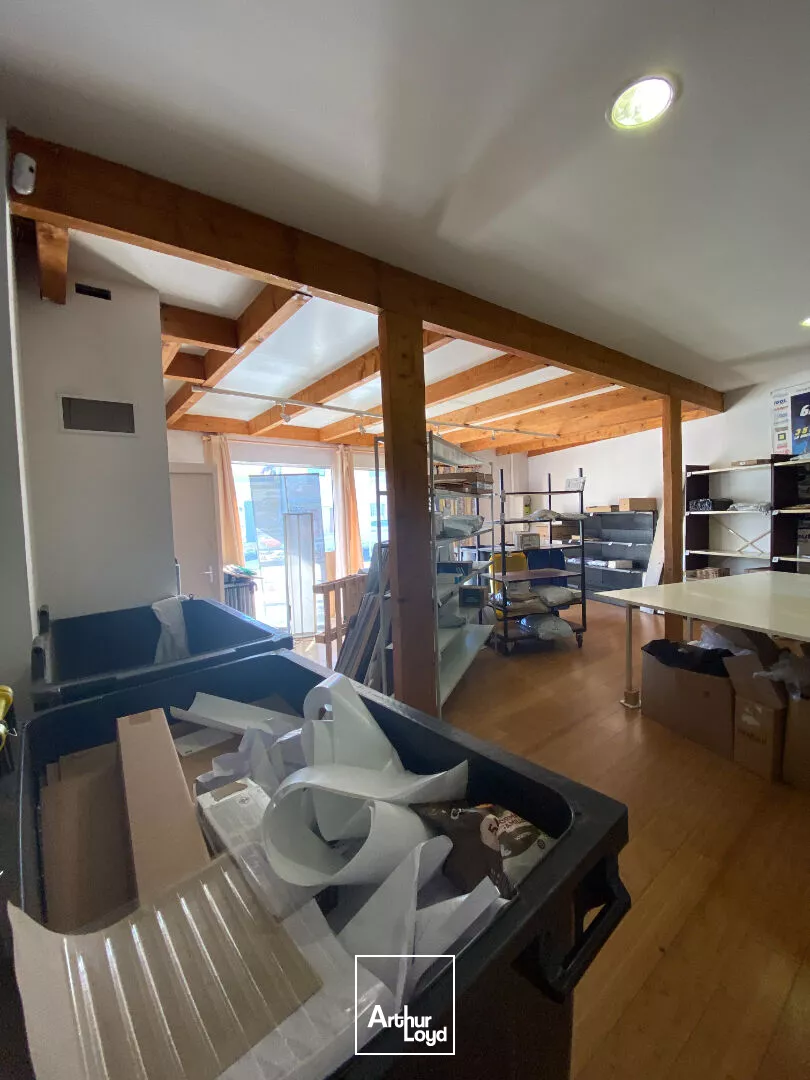 A VENDRE, Local commercial 440 m² environ - La Rochelle Rompsay