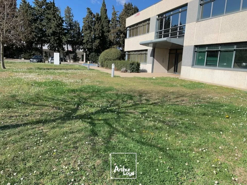 AVIGNON AGROPARC PLATEAU DE 365 m² DE BUREAUX BON STANDING