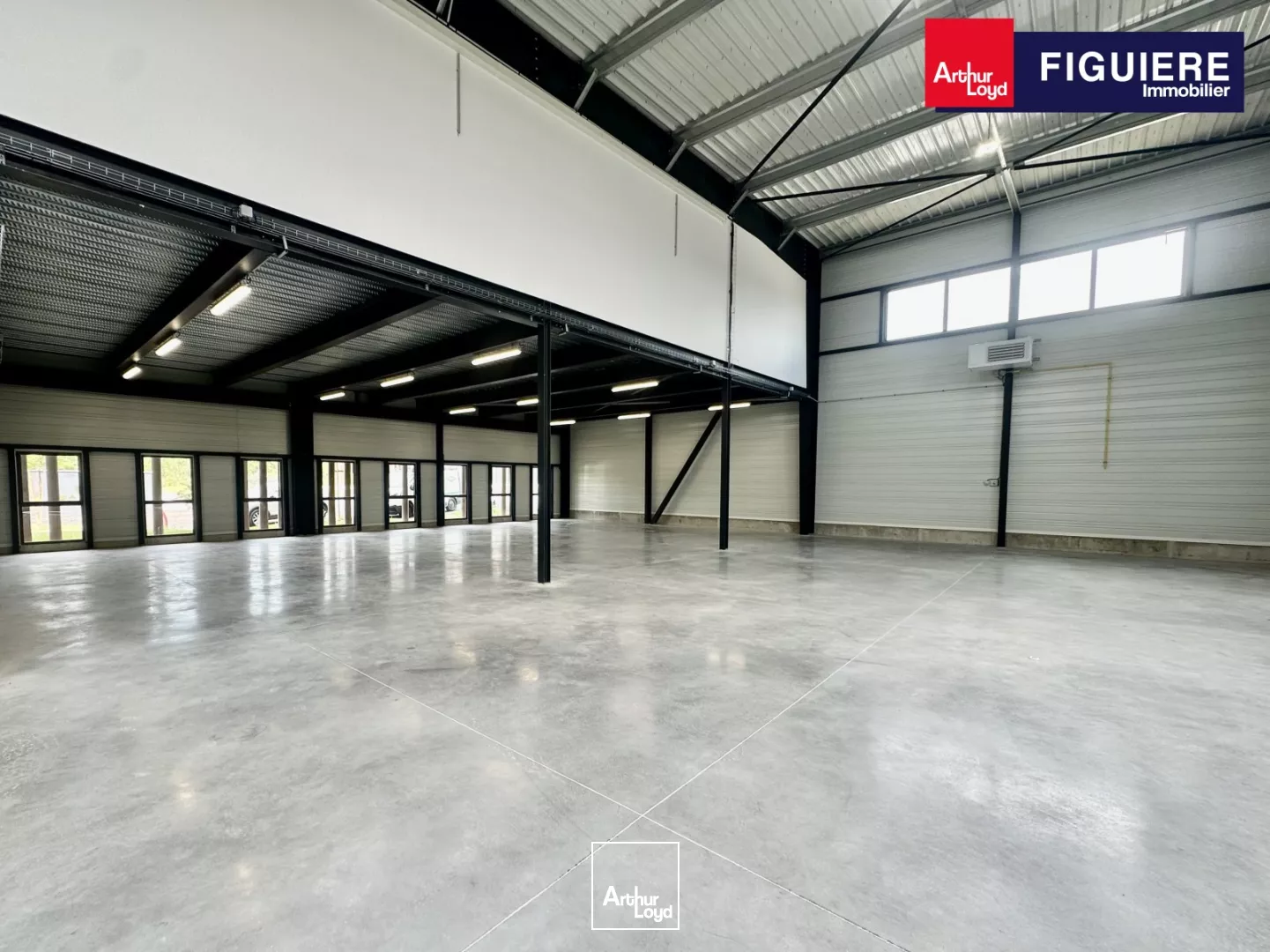 Bâtiment d'activités neuf à louer sur VENELLES