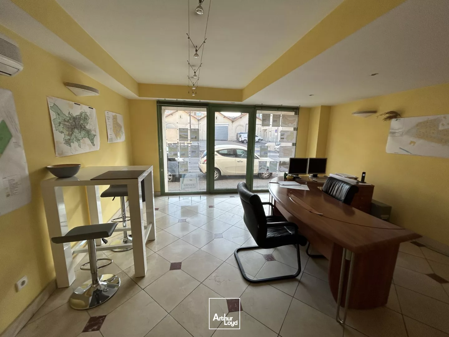 Local commercial à vendre 