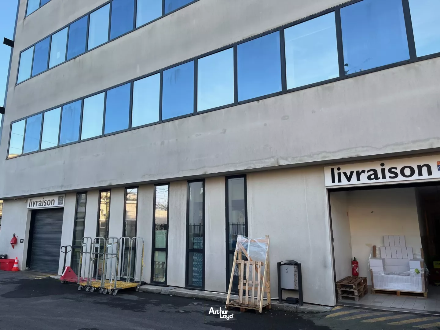 IMMEUBLE DE BUREAUX A LOUER PIED DE GARE ERMONT-EAUBONNE