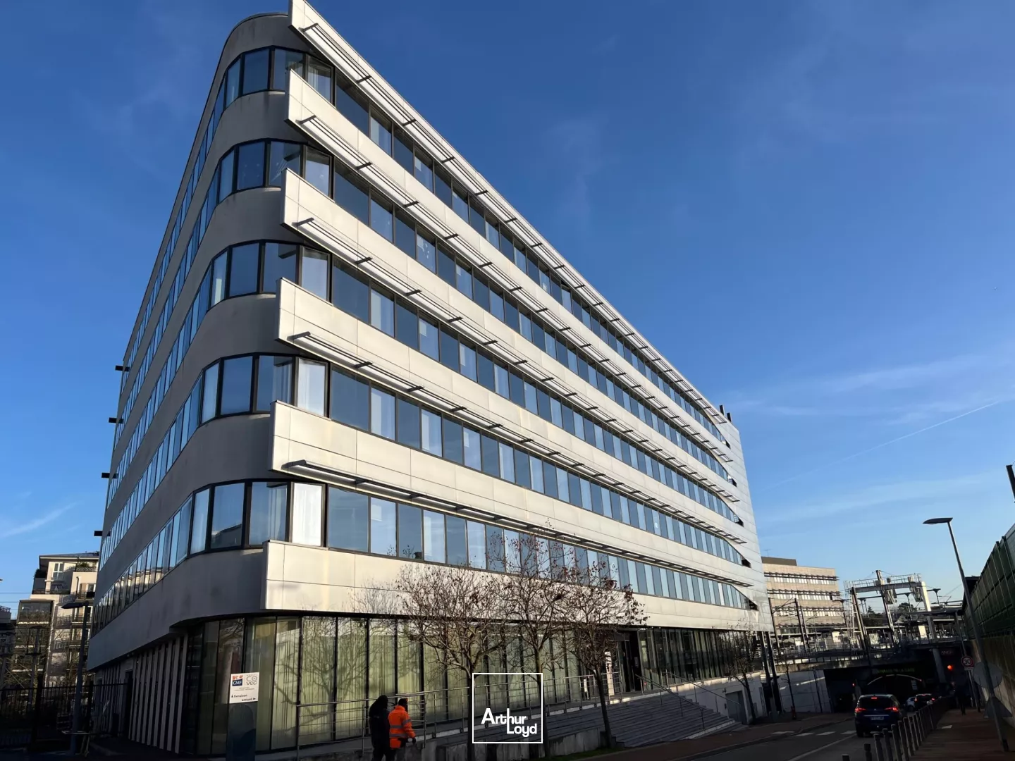 IMMEUBLE DE BUREAUX A LOUER PIED DE GARE ERMONT-EAUBONNE