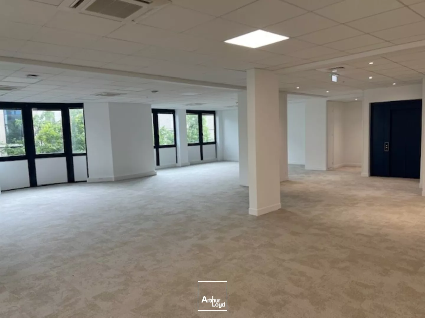 RARE SUR BOURG LA REINE !