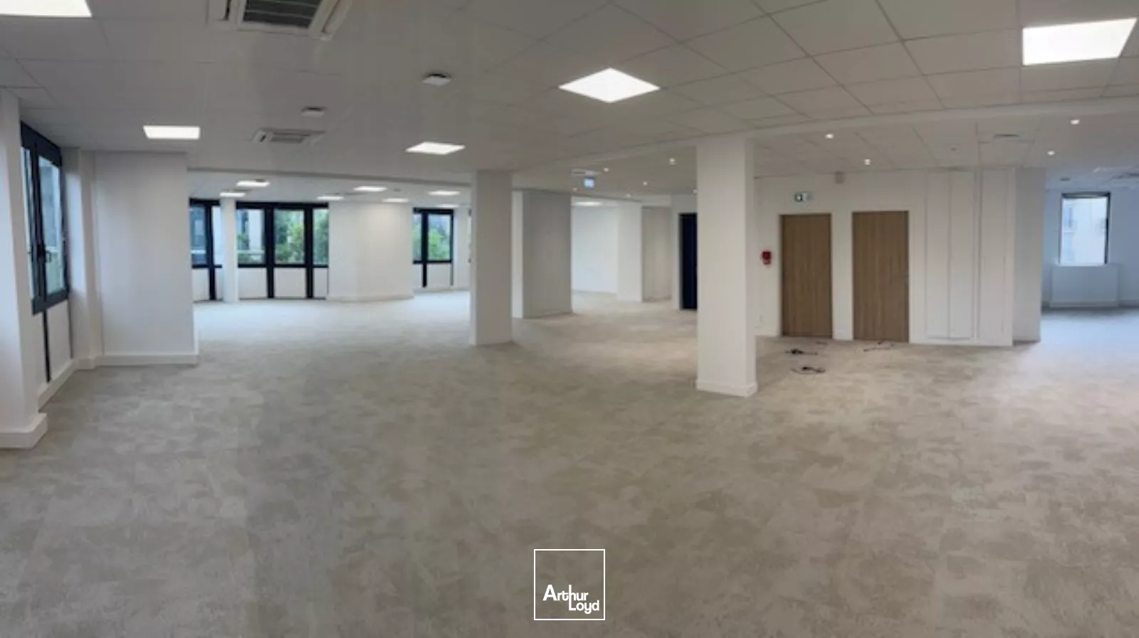 RARE SUR BOURG LA REINE !