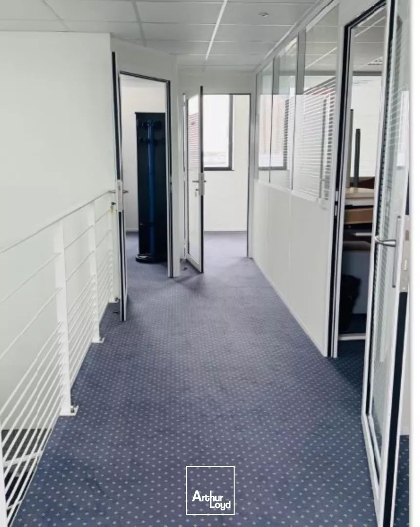 BUREAUX 120 M² A LOUER SIAM BREST
