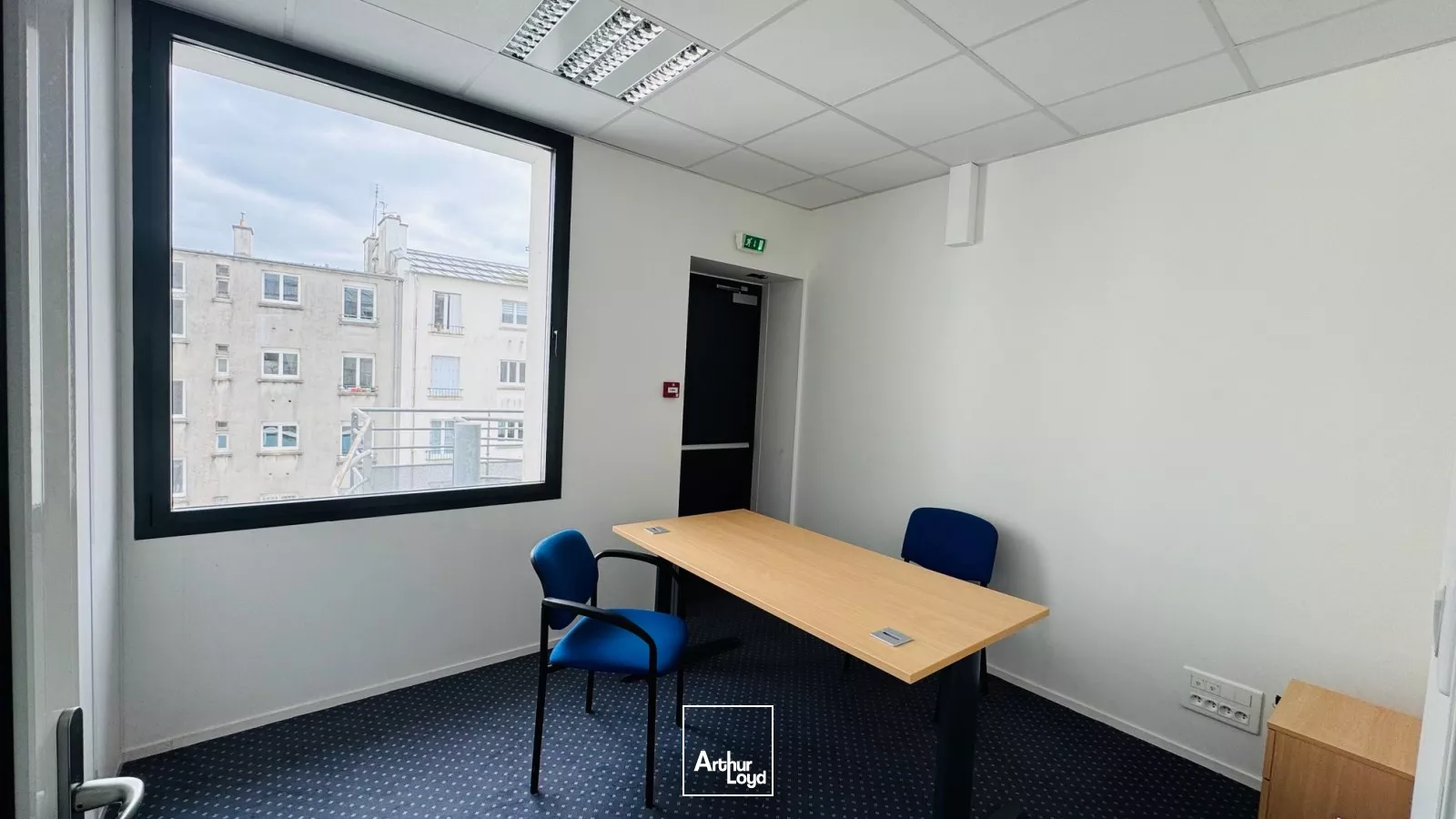 BUREAUX 120 M² A LOUER SIAM BREST