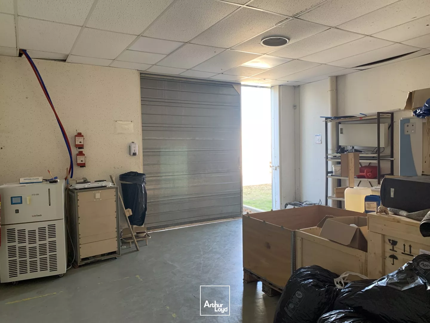 Bâtiment d'activités à vendre - 630 m2 - Périphérie Nord Orléans