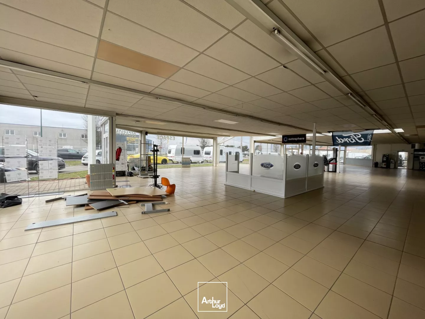 Locaux d'activité à vendre à NOYELLES GODAULT 62950