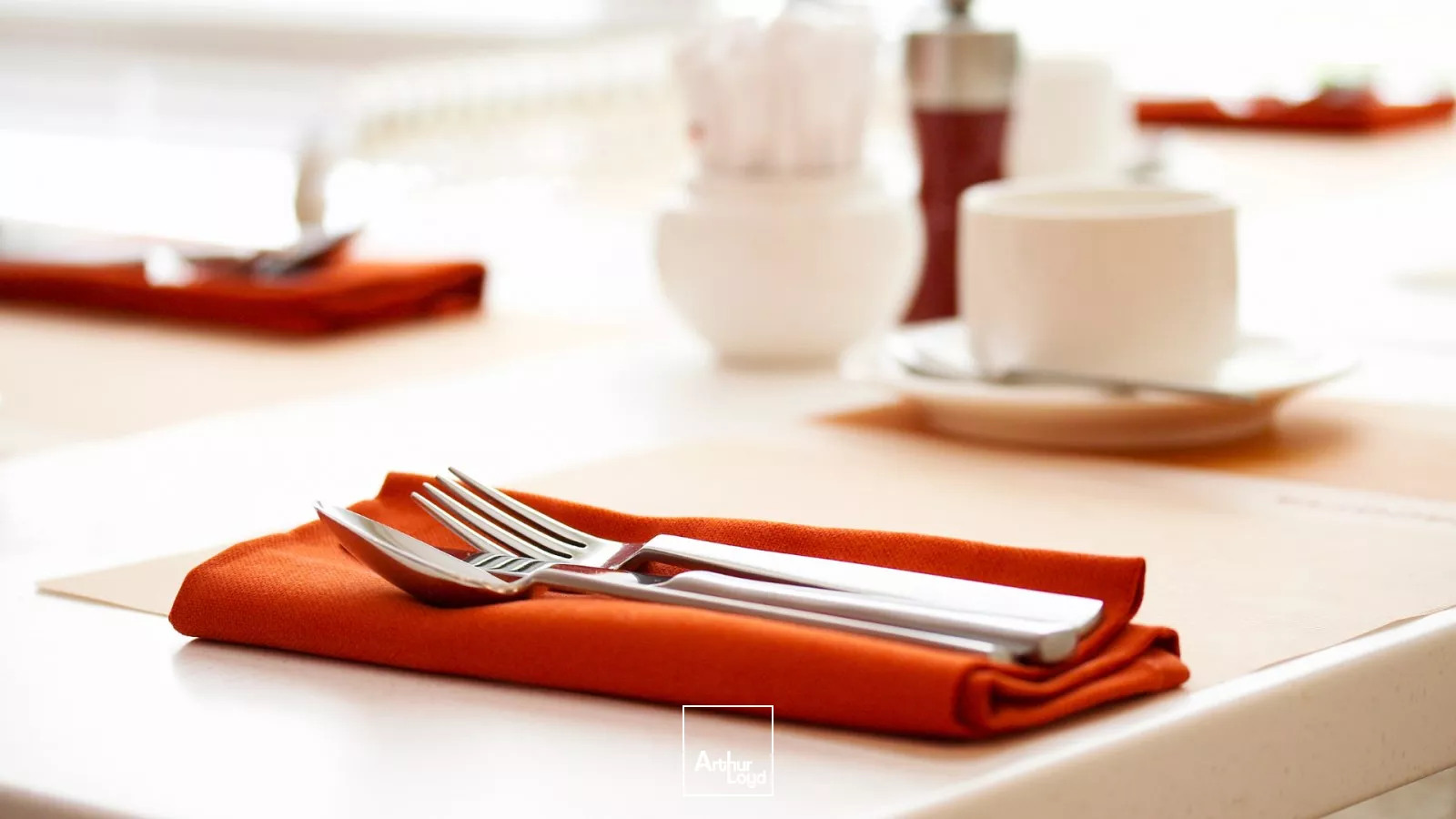 CESSION LOCAUX COMMERCIAUX 450 M² KERGARADEC