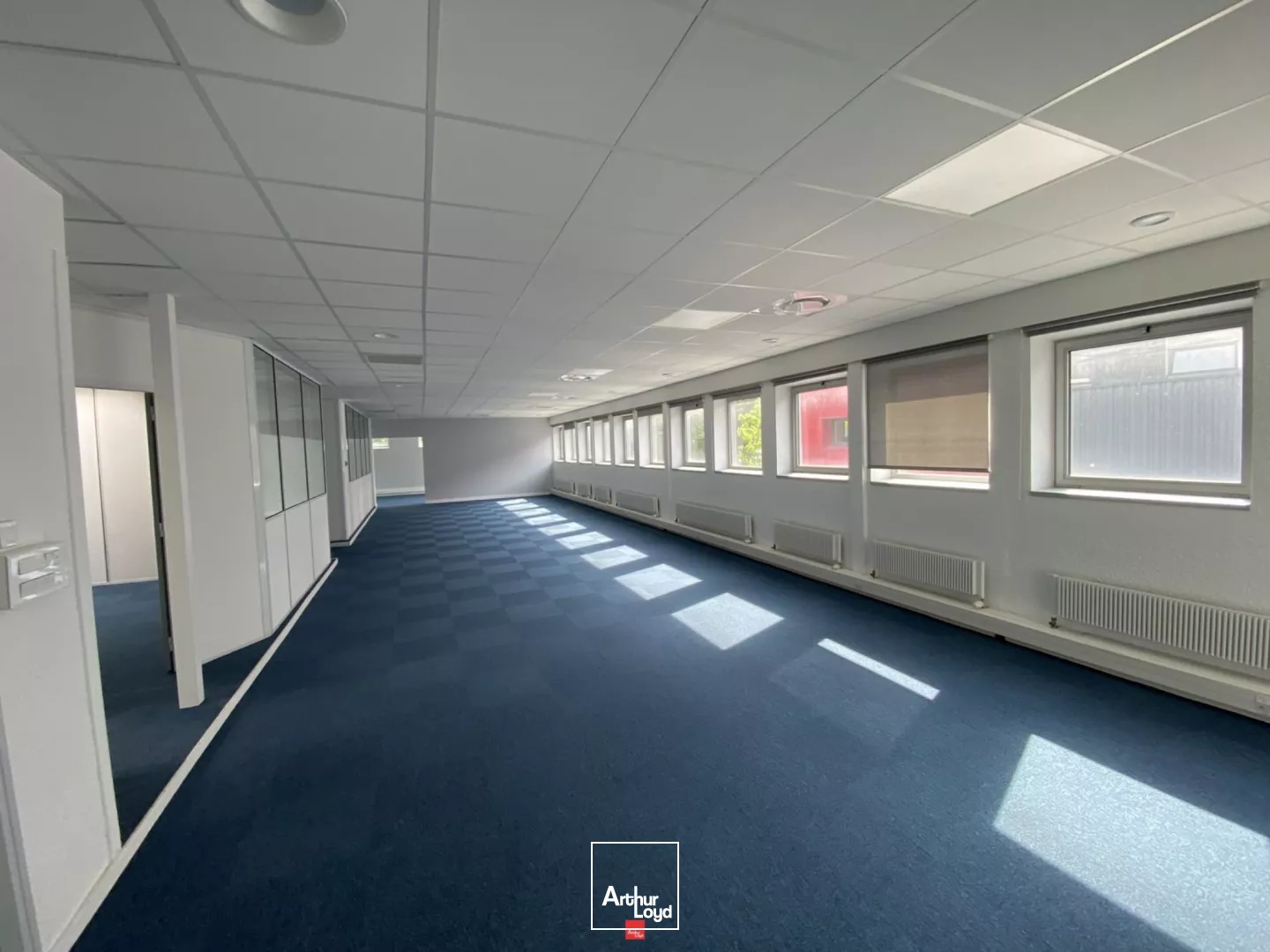 LOCATION DE BUREAUX 354M² ECHIROLLES 1ER ETAGE
