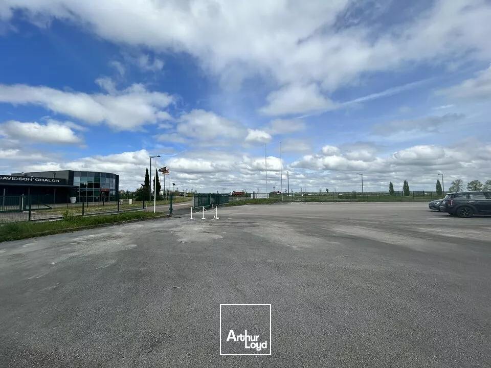 A VENDRE- Site de 900 m² sur 6500m² de terrain