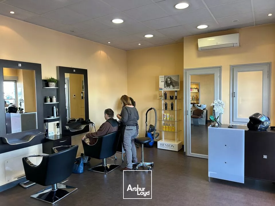 FONDS DE COMMERCE SUR AXE PASSANT COEUR DE VILLE DE BELLERIVE SUR ALLIER