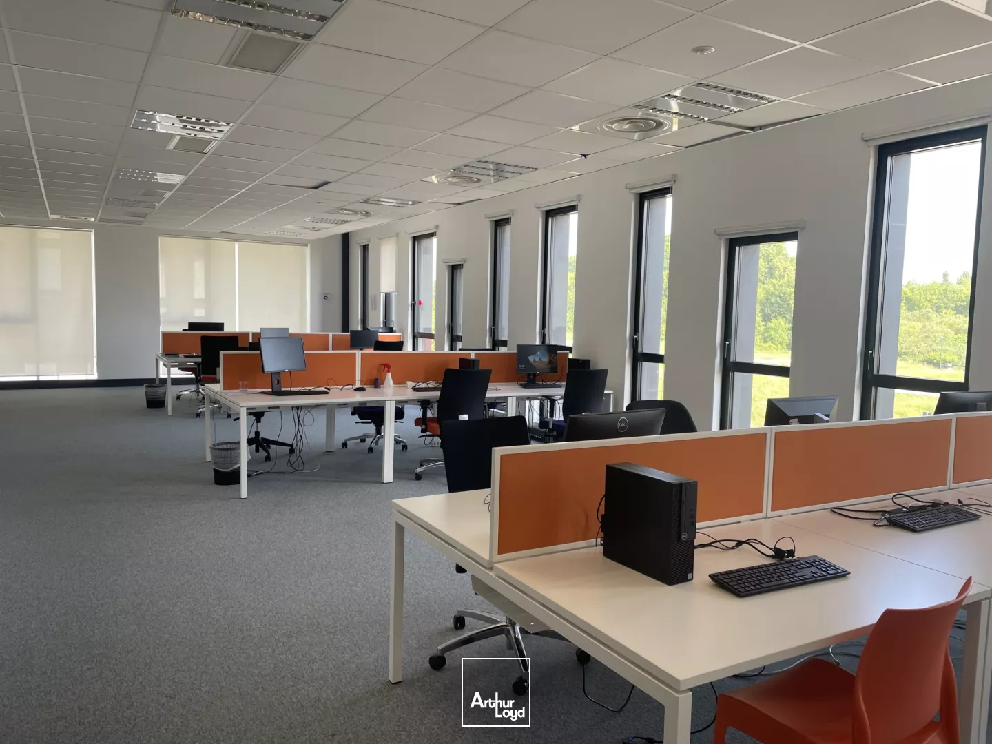 Bureaux à vendre ou à louer à VALENCIENNES