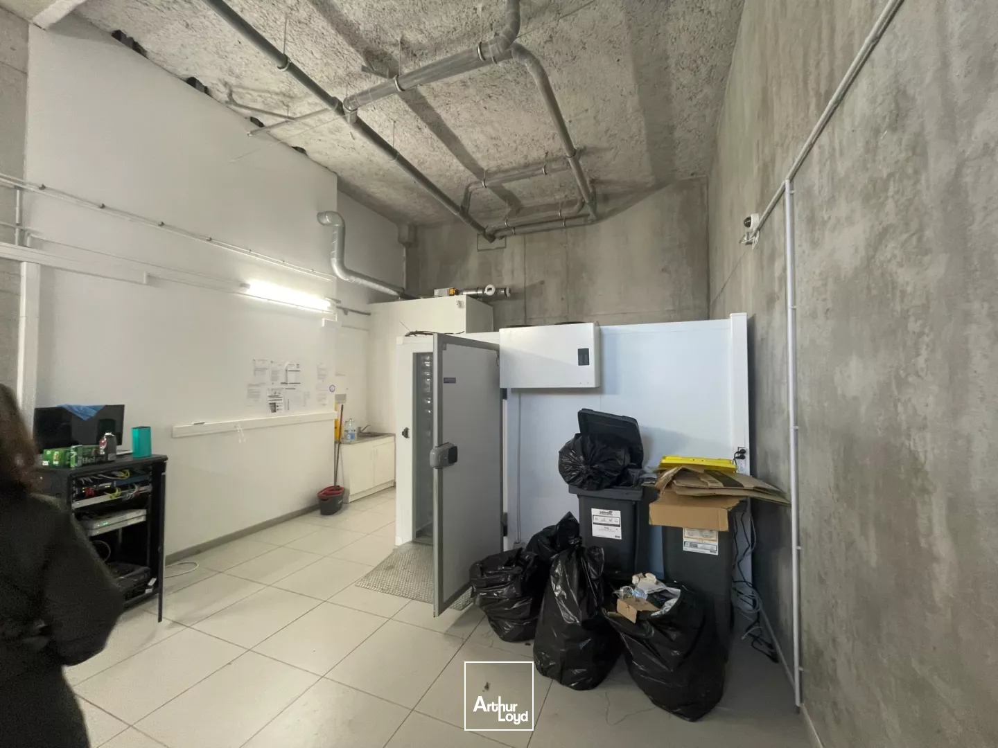 Local commercial à louer au coeur d'Euratechnologies - 155 m² avec belle vitrine dans un environnement dynamique 