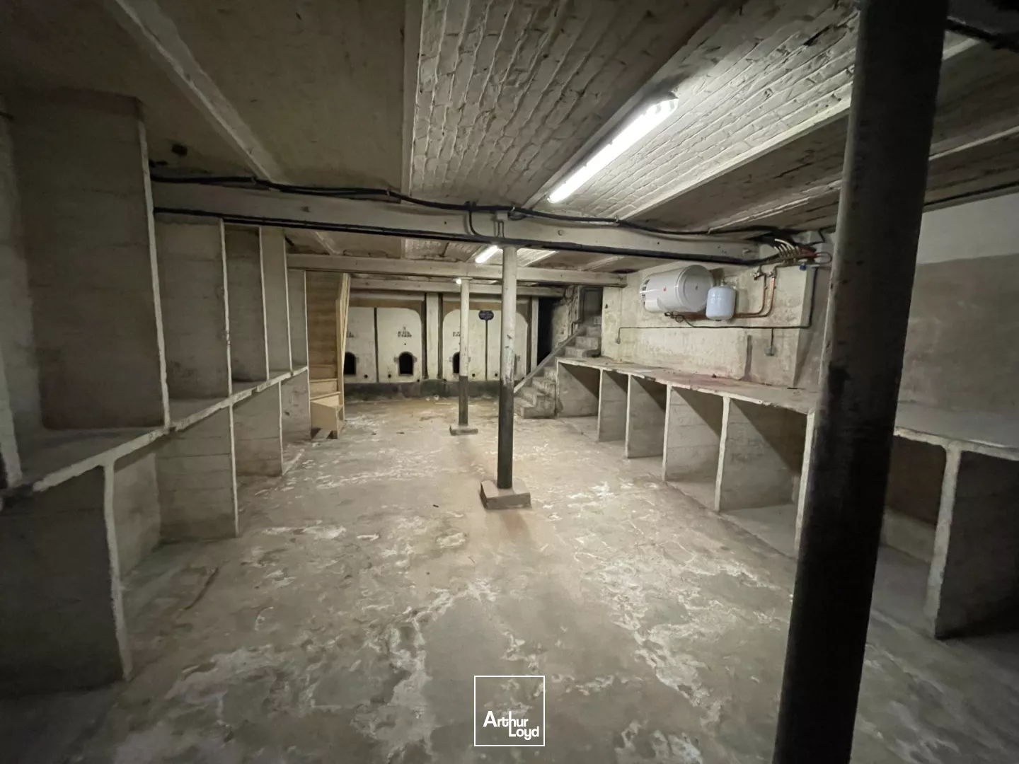 Local commercial 245m2 à louer au coeur du centre ville de Valenciennes