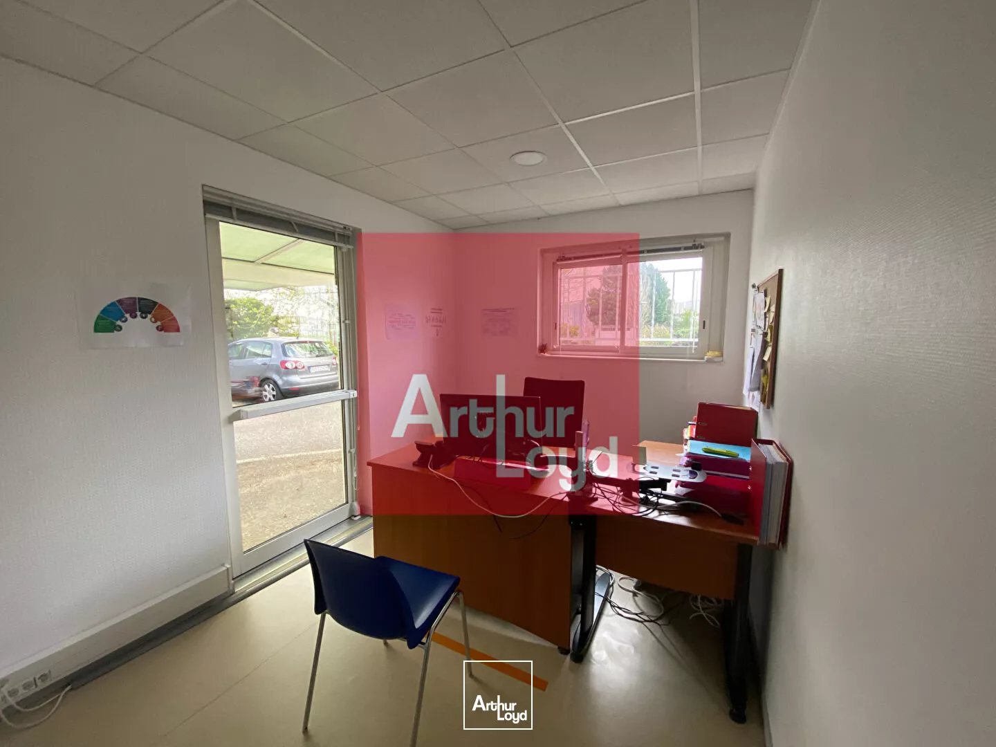 À VENDRE ? Ensemble de bureaux d'environ 980 m² dans une zone d'activités stratégique