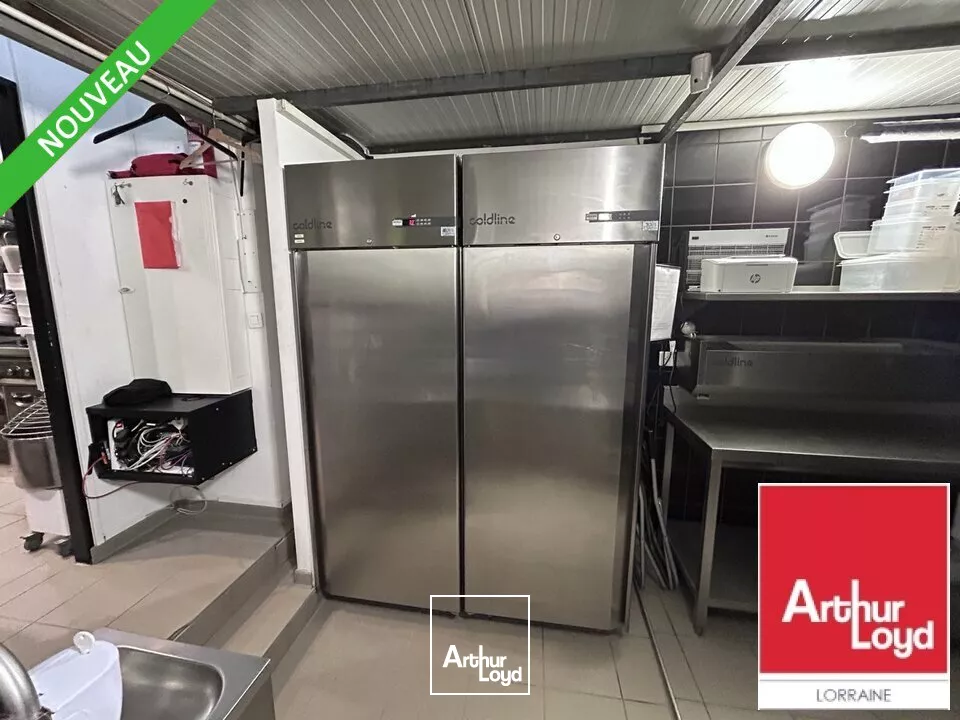 FONDS DE COMMERCE à VENDRE de 57 m²