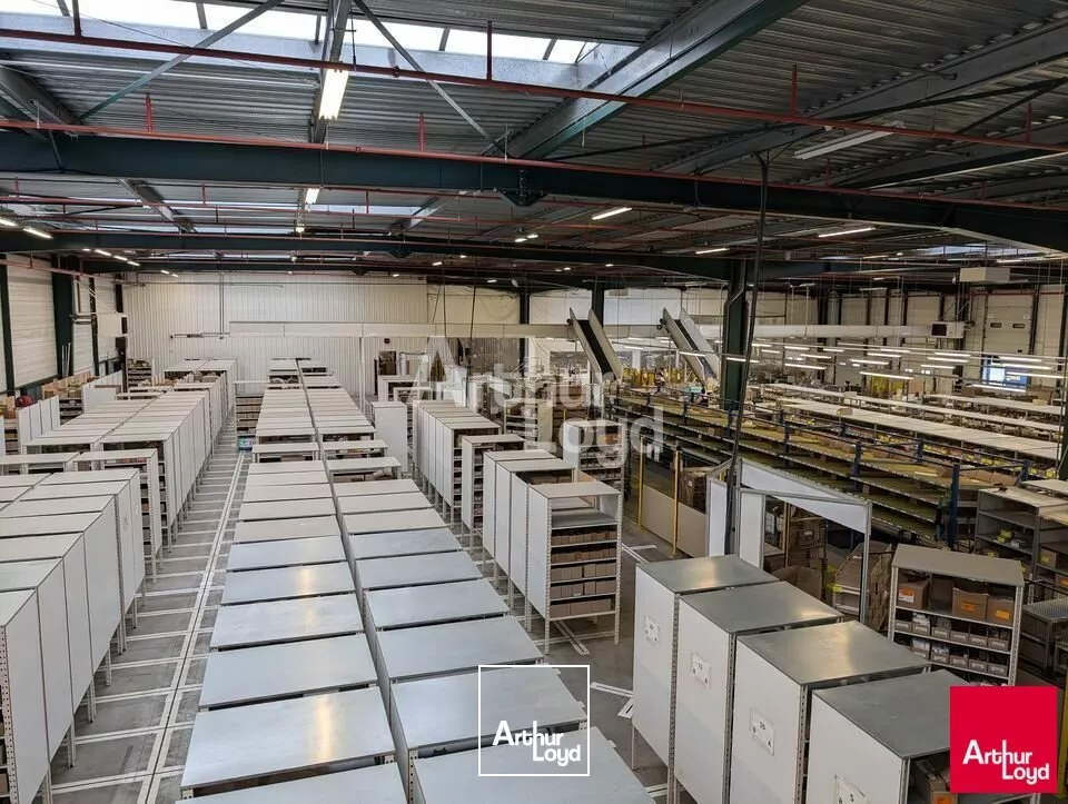 Entrepôt qualitatif, facile d'accès, en 1ère couronne de Rennes !