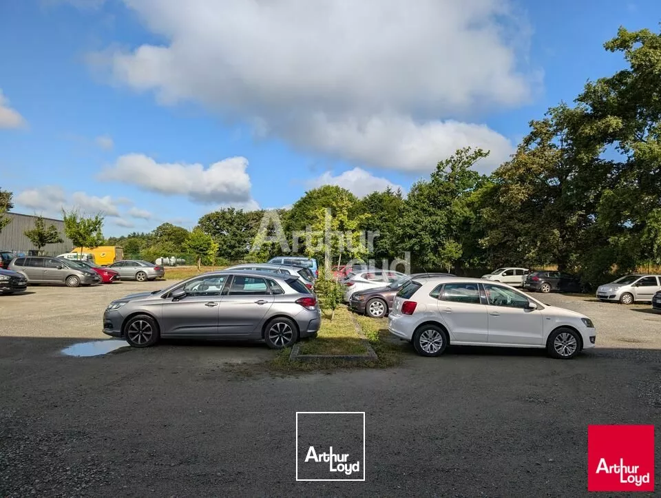 Entrepôt qualitatif, facile d'accès, en 1ère couronne de Rennes !