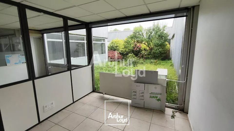 LOCAL D'ACTIVITE AIX LES BAINS