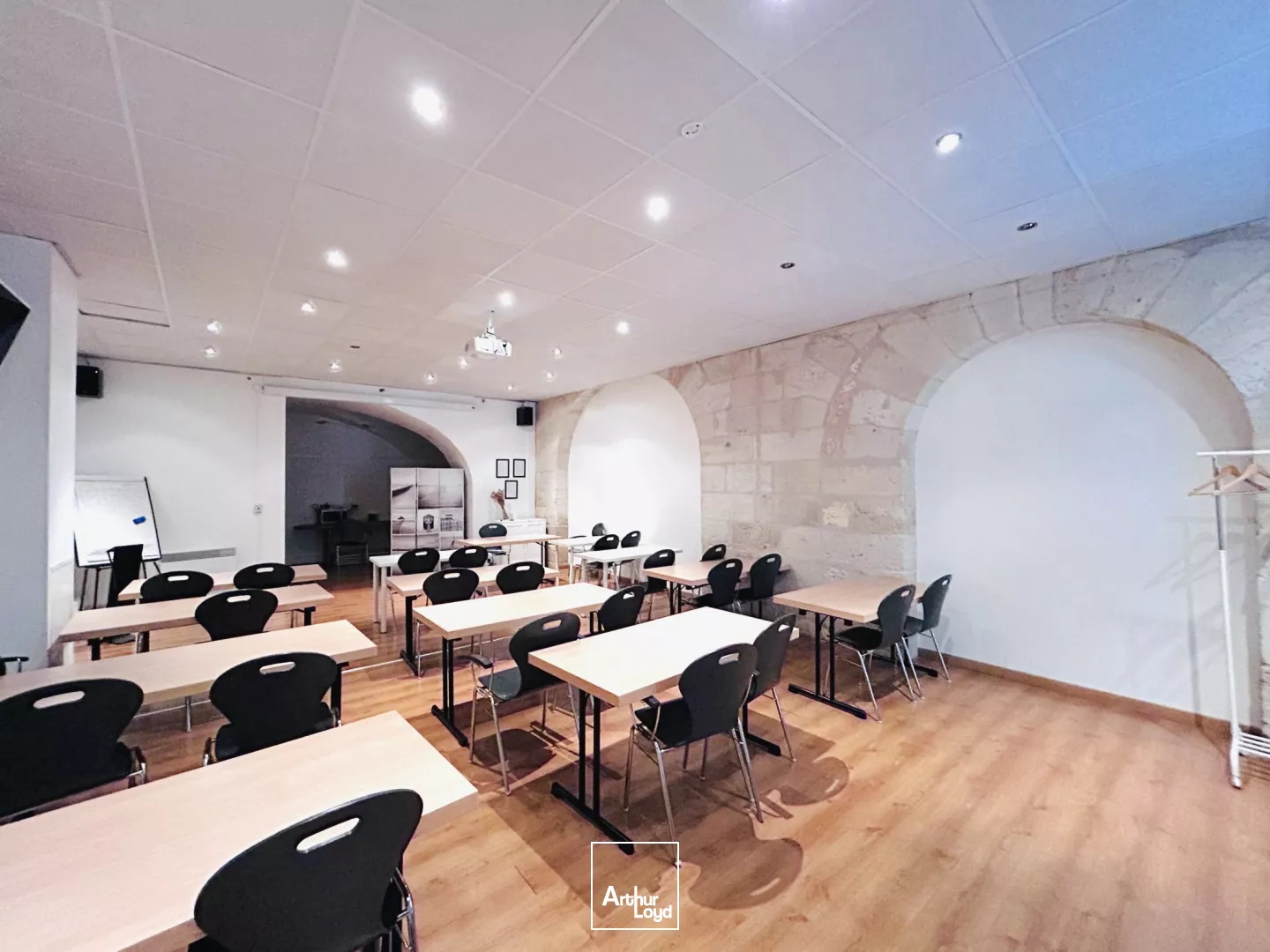 À louer - Bureaux ou local commercial de 87 m² en plein coeur de Bordeaux - Secteur Grand Théâtre