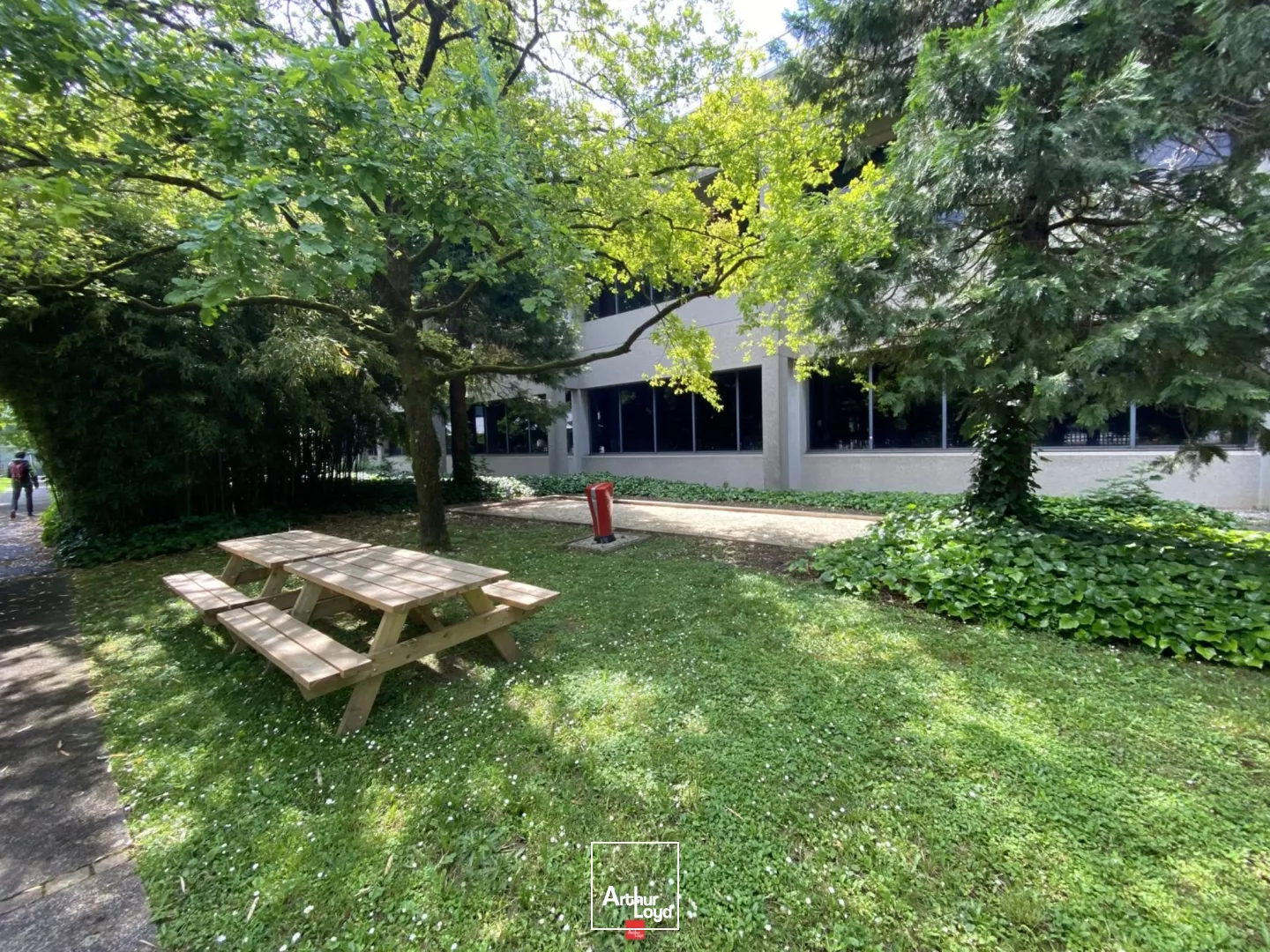 BUREAUX 3 645 M² DIVISIBLES ENTIEREMENT RENOVES - A LOUER - EYBENS