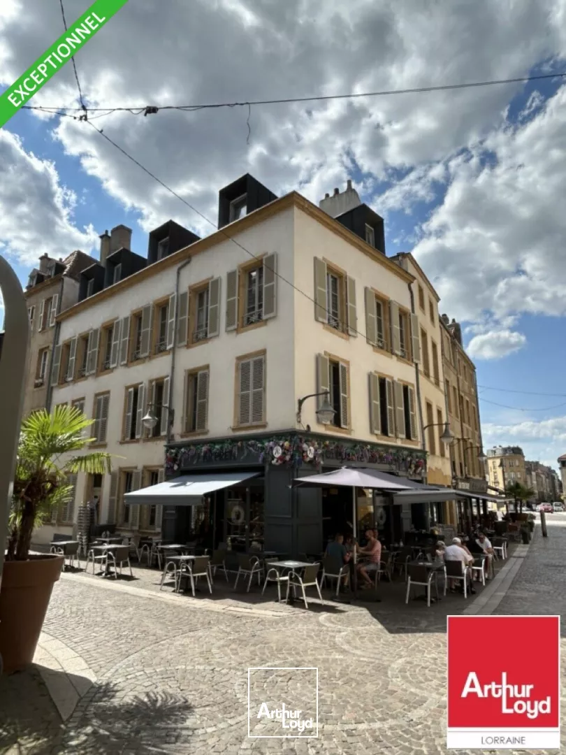 FONDS DE COMMERCE à VENDRE de 325 m²