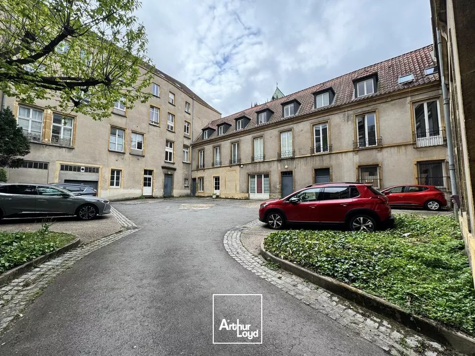 BUREAUX à LOUER de 167 m²