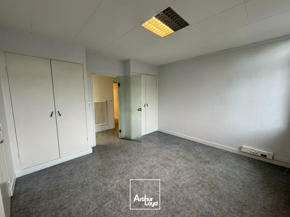 BUREAUX à LOUER de 167 m²