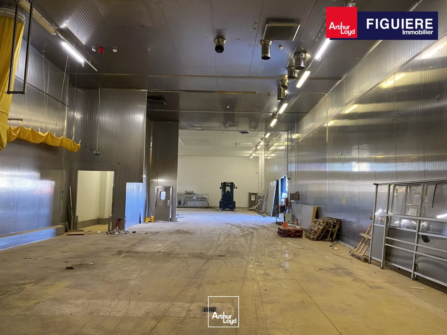 BATIMENT INDUSTRIEL INDEPENDANT