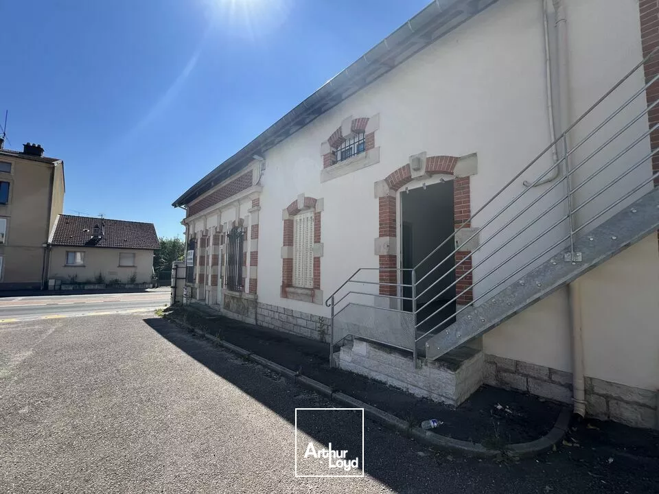 BUREAUX à LOUER de 145 m²