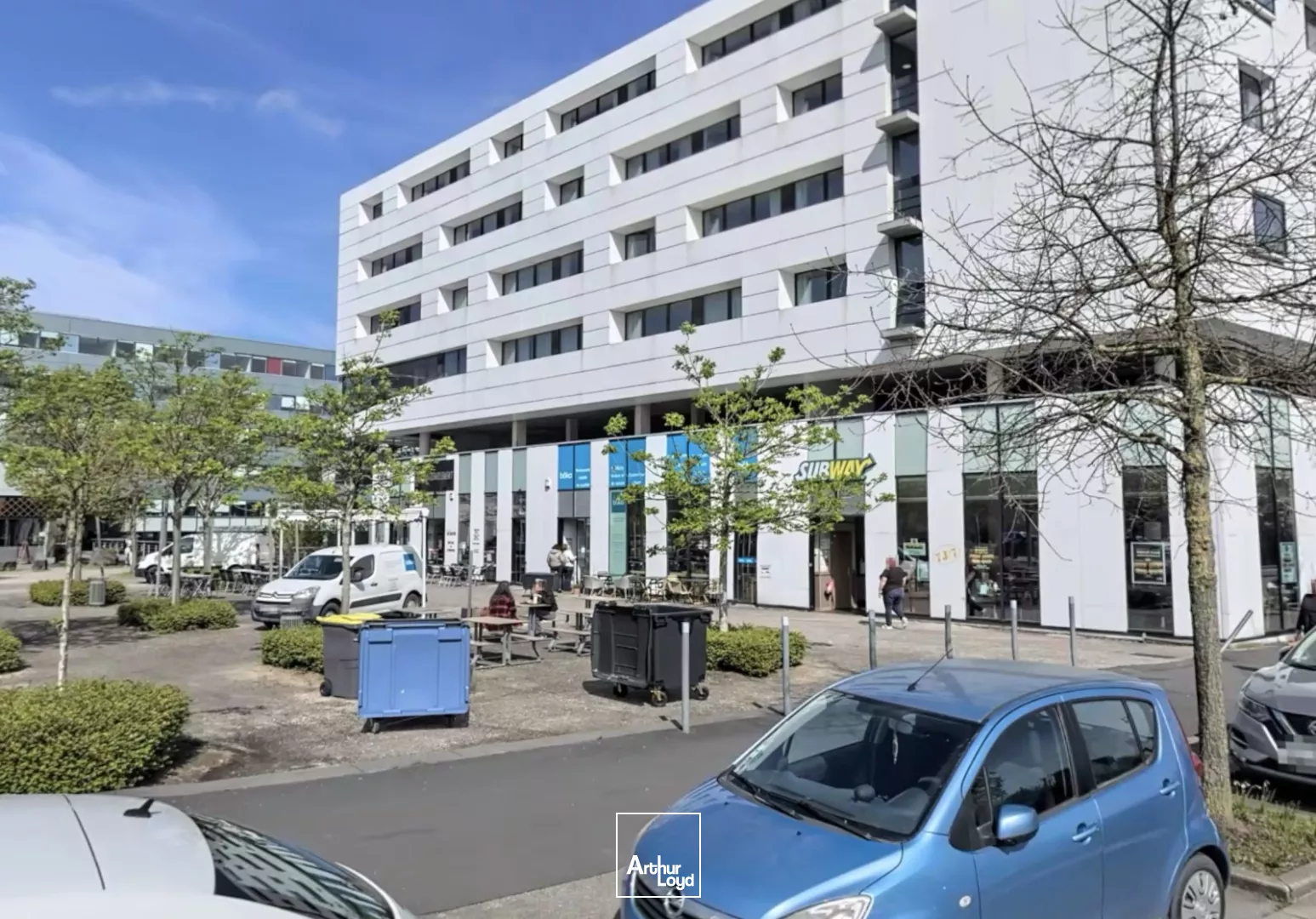 Local commercial de 180 m2 à Loos - Proximité immédiate avec le quartier Eurasanté 