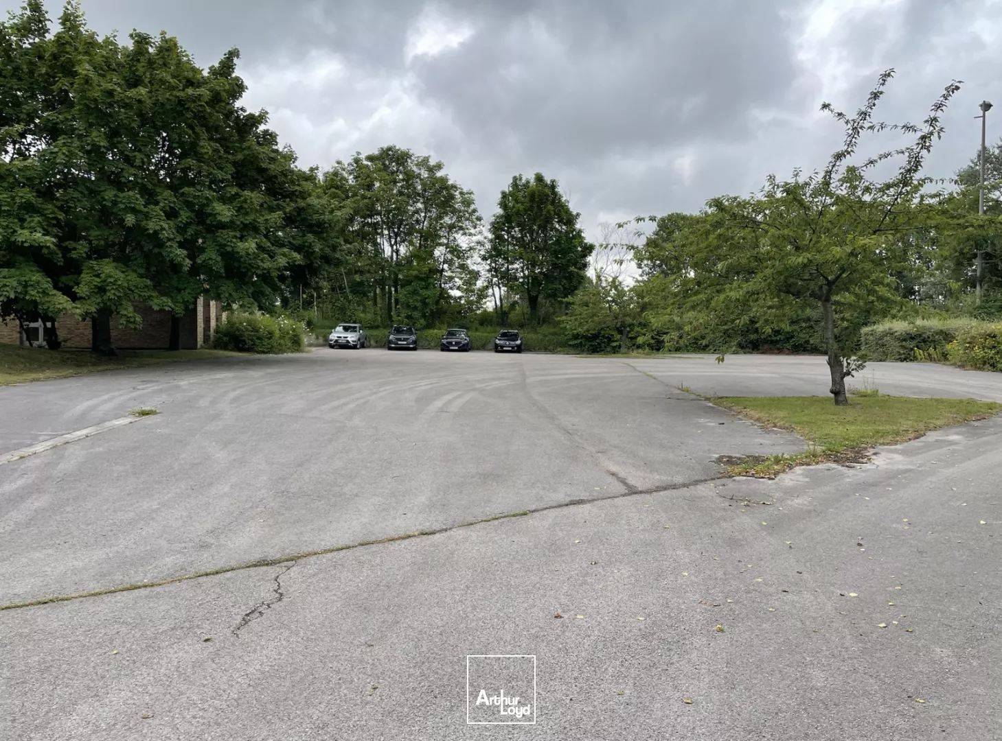 À LOUER - PLATEAUX DE BUREAUX AU COUR D'UNE ZONE INDUSTRIELLE DYNAMIQUE - DUNKERQUE