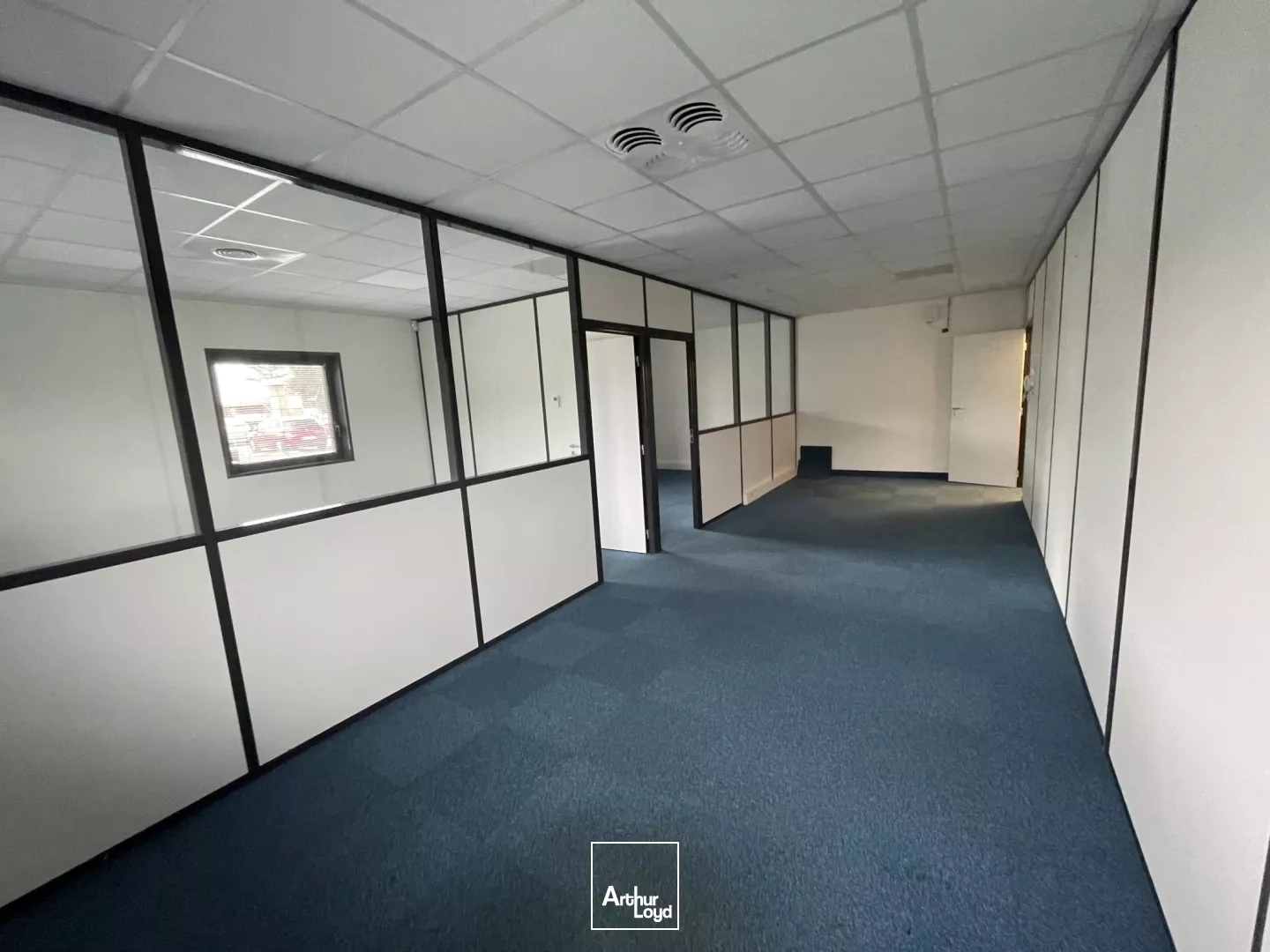 BUREAUX A VENDRE OU À LOUER A NANTES PROCHE PERIPHERIQUE