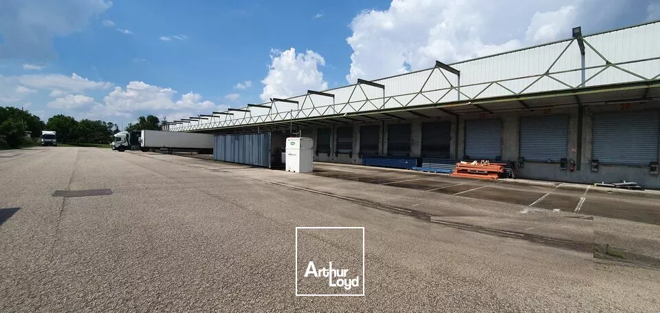 PLATEFORME DE MESSAGERIE - ZI LONGVIC