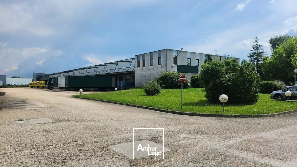 PLATEFORME DE MESSAGERIE - ZI LONGVIC