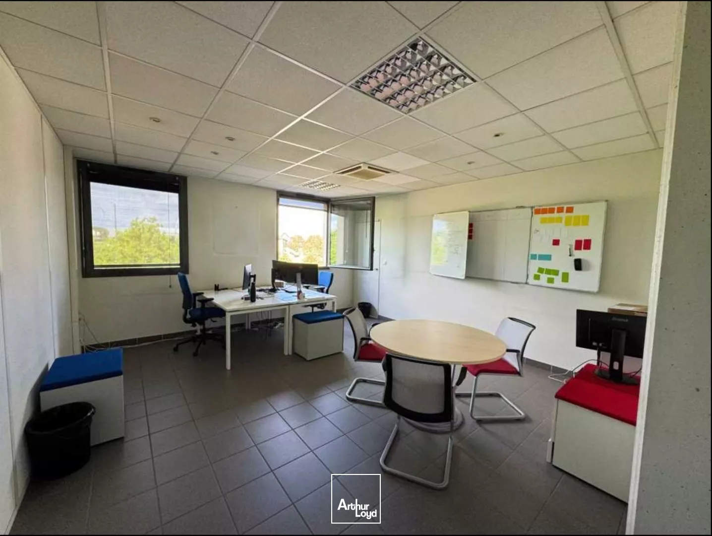 À VENDRE - Bureaux de 650 m² au Technopole à Saint-Étienne