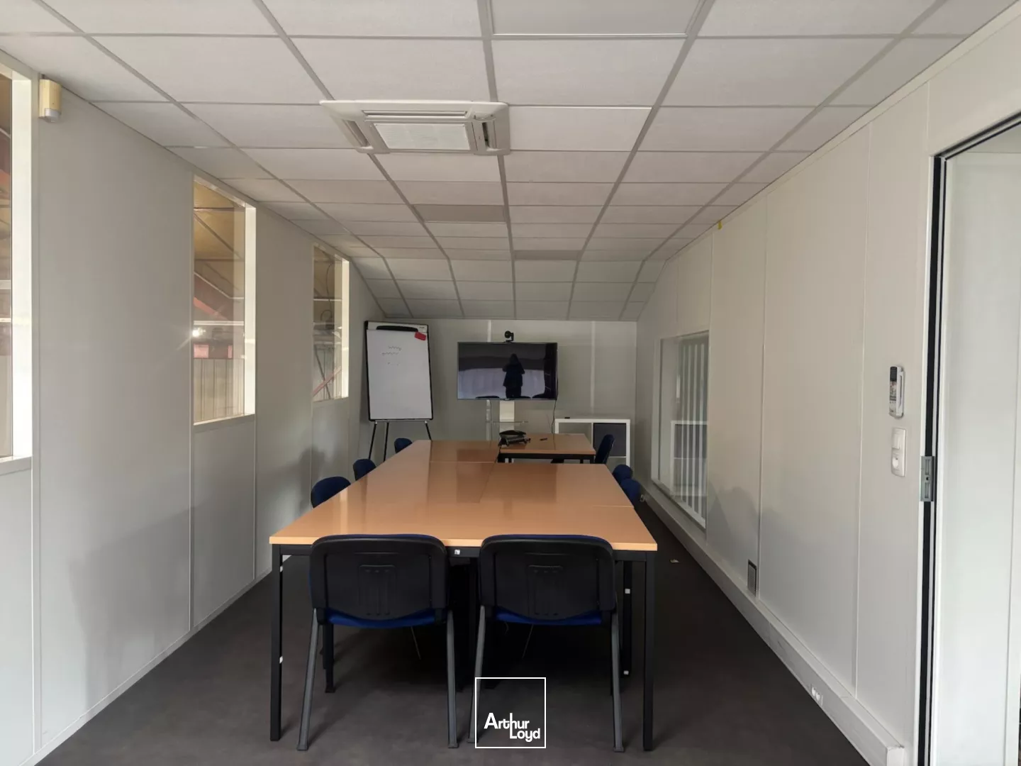 Locaux d'activité à louer à SAINT ETIENNE 42000