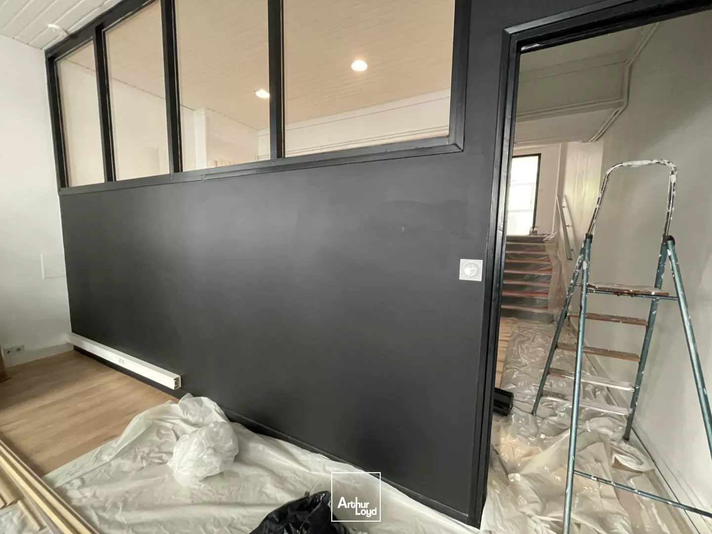 COMMERCE - LOCATION - 100M2 - NANTES 