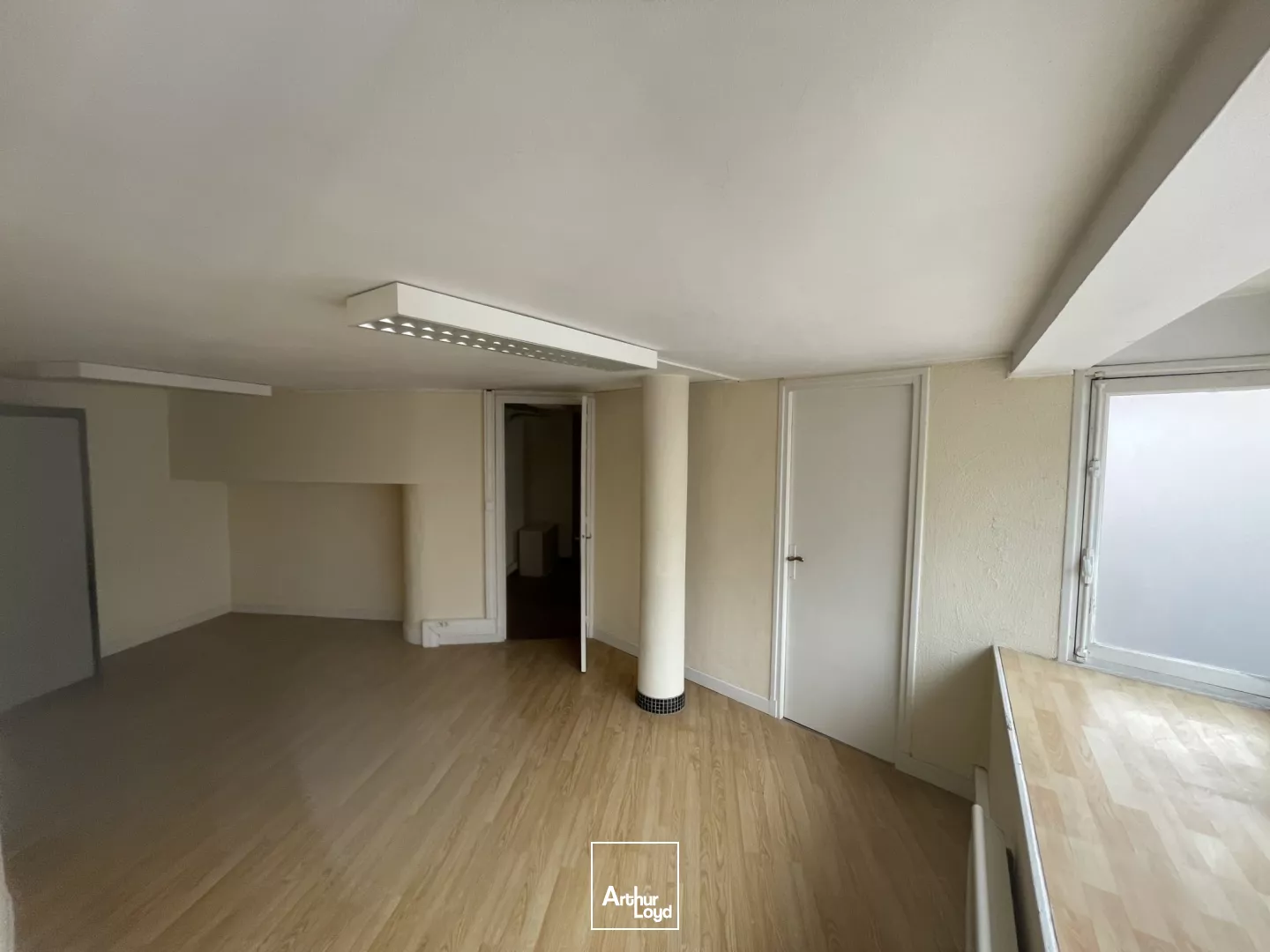 Béziers - Bureaux à louer 118 m²