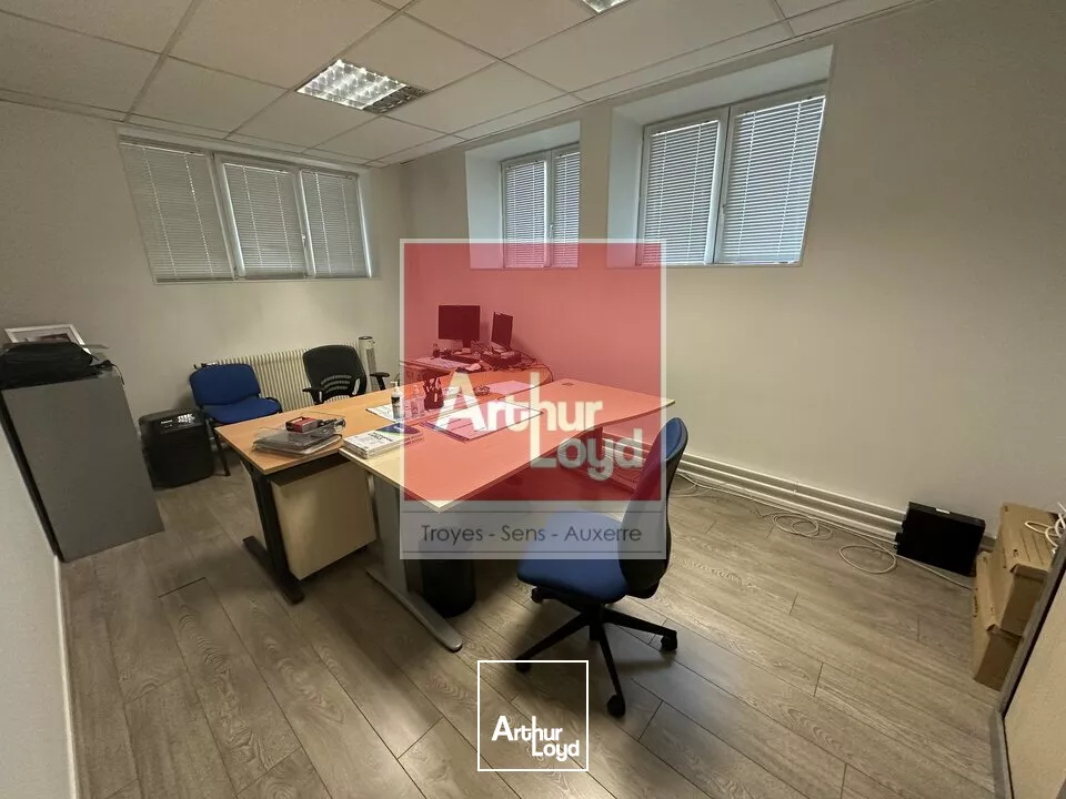 A louer bureaux 465m² - Troyes