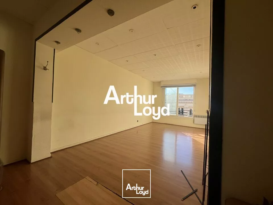 Bureaux situés en centre-ville de Nice 128 m² en R+5