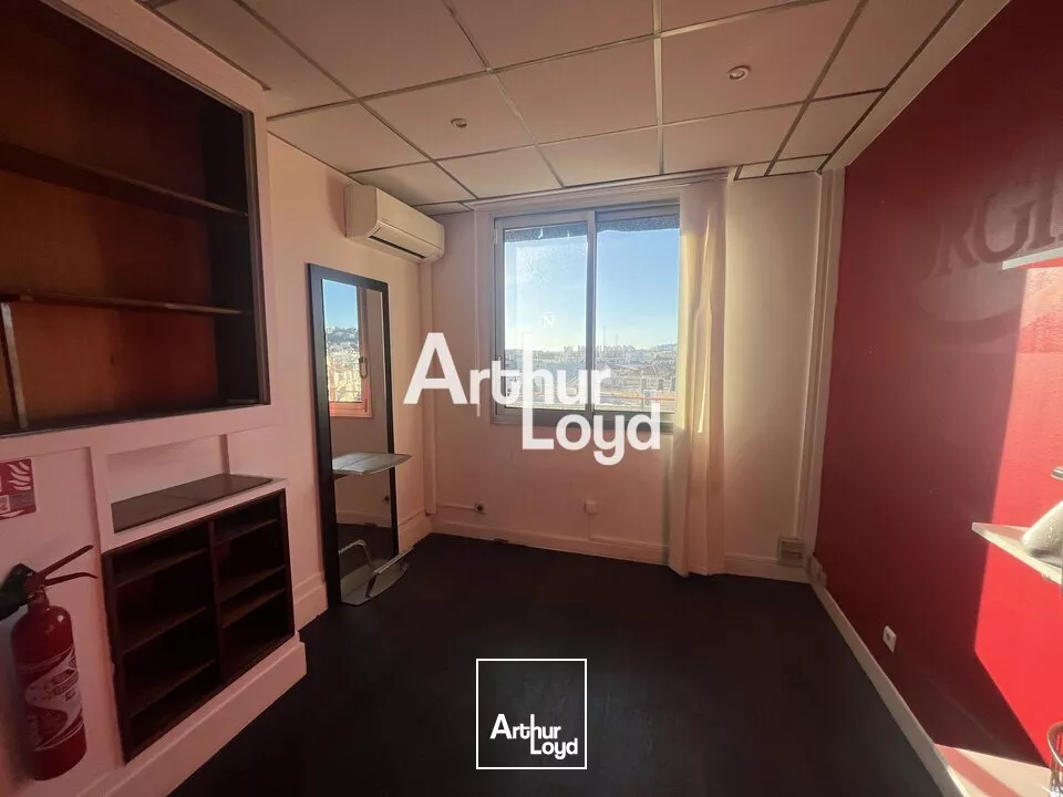 Bureaux situés en centre-ville de Nice 128 m² en R+5