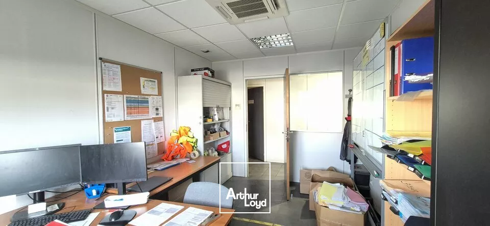 BATIMENT D'ACTIVITES - A LOUER - LONGVIC